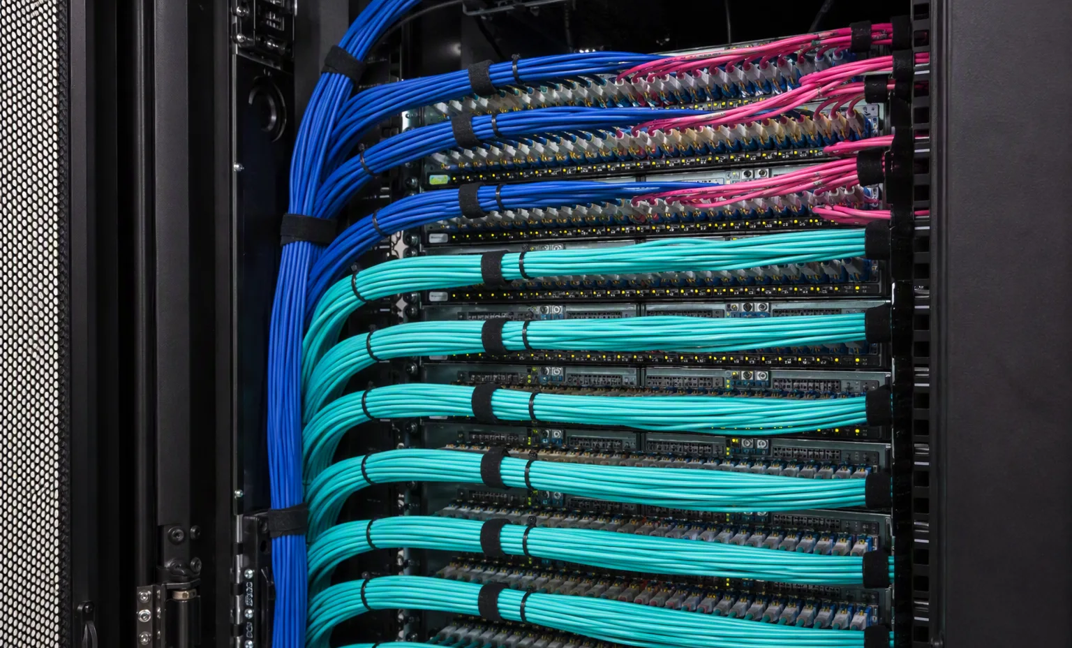 Components & OEM kits — Rack Cabling Closeup facility reference